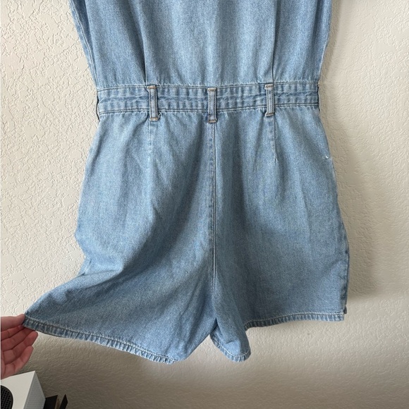 Gloria Vanderbilt - Denim Short Sleeve Dress/Romper - Size M - Perfect Condition - Picture 4 of 7